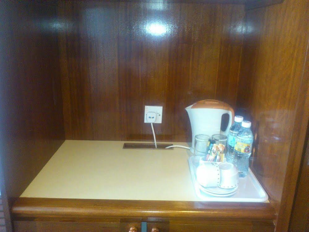 Gocos Hotel Klang Ngoại thất bức ảnh